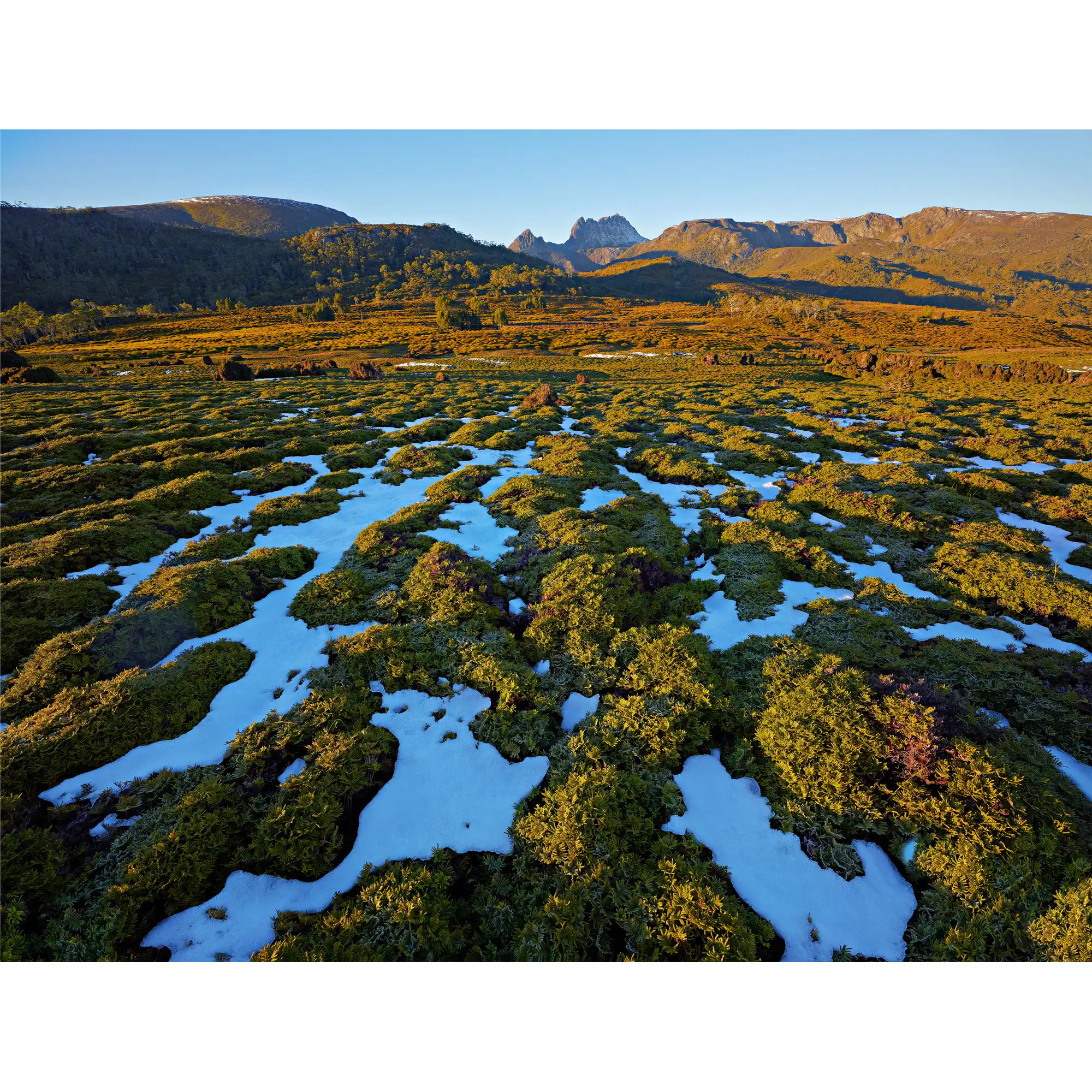 Cradle Mountain from Cradle Valley-Tasmania by Rob Blakers