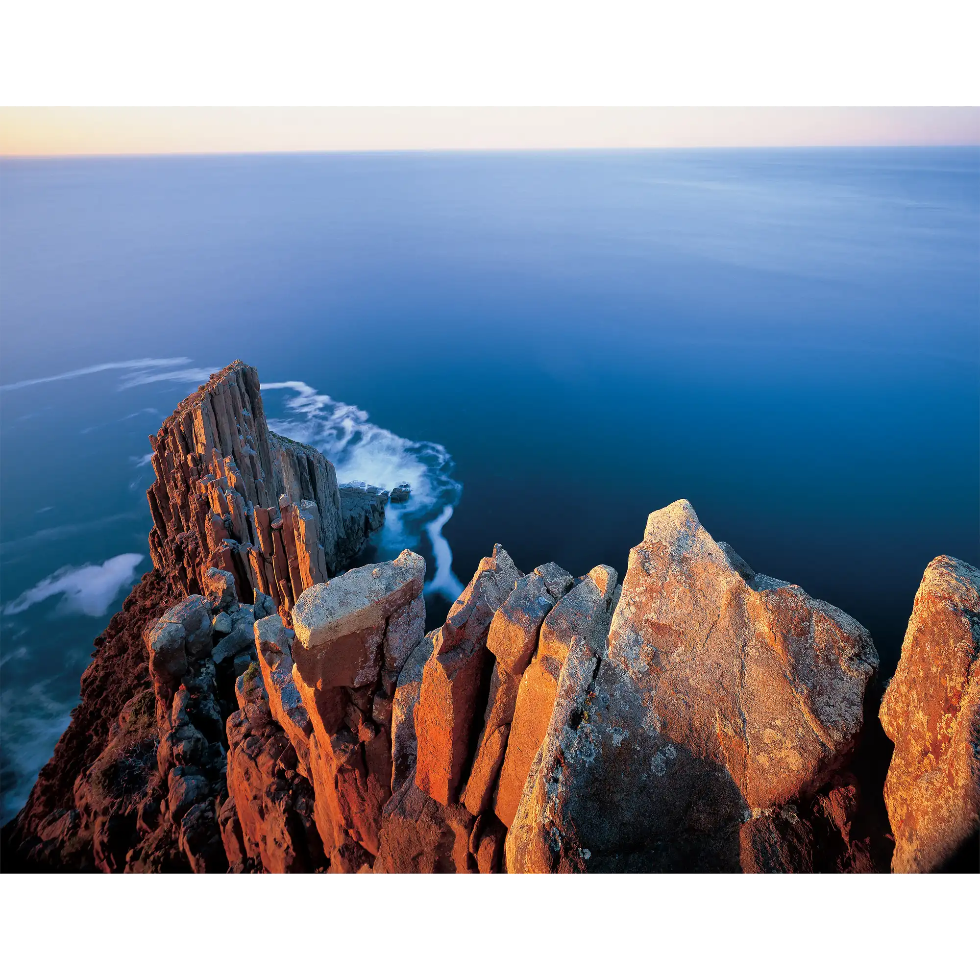 Tasman NP-Tasmania by Rob Blakers