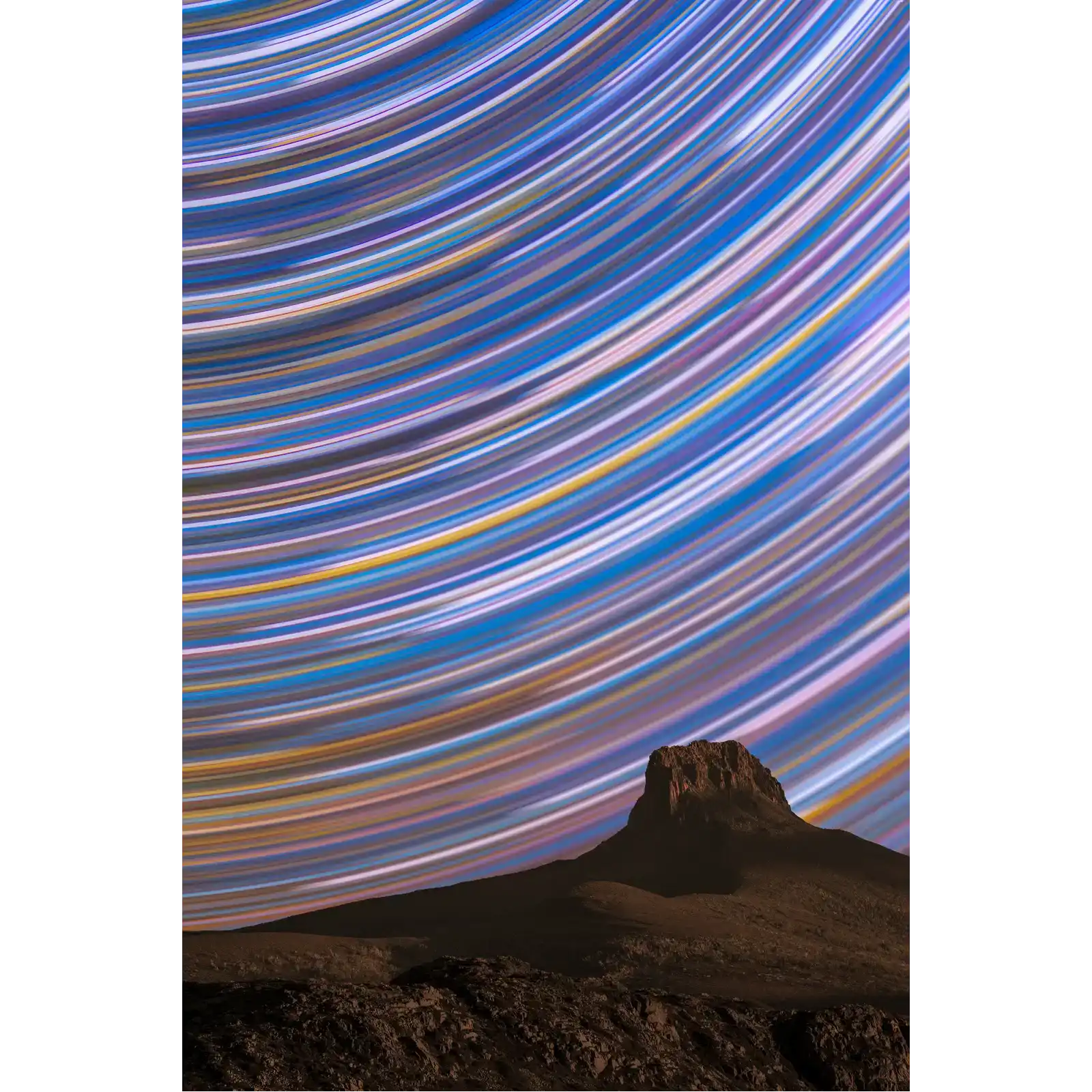 Barn Bluff Star Trail - 500 x 30 sec image stack by Ben Wilkinson
