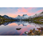 Cradle Mountain by Dennis Harding