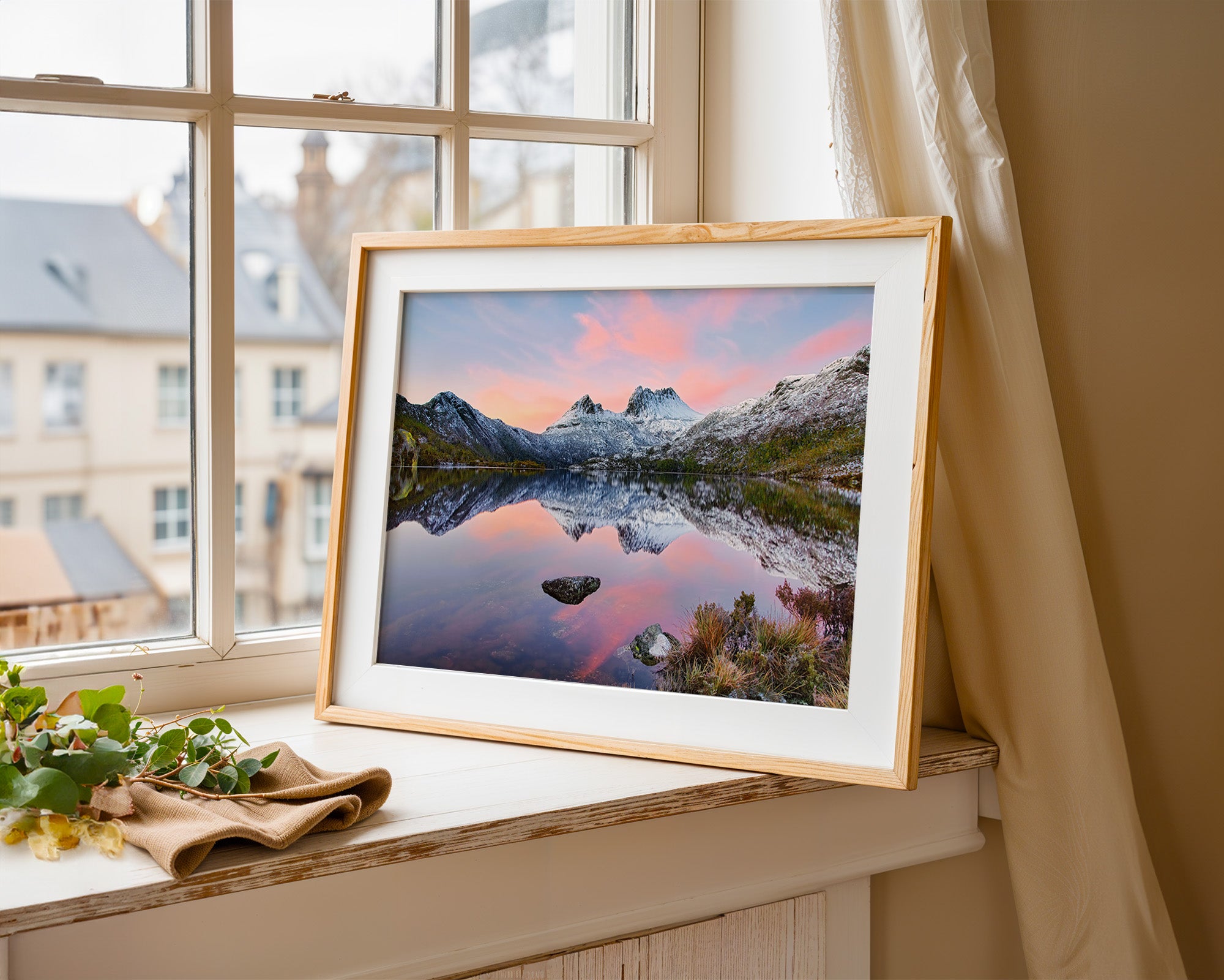 Cradle Mountain by Dennis Harding