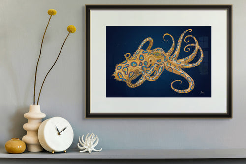 Blue Ringed octopus by Andy Hoggins